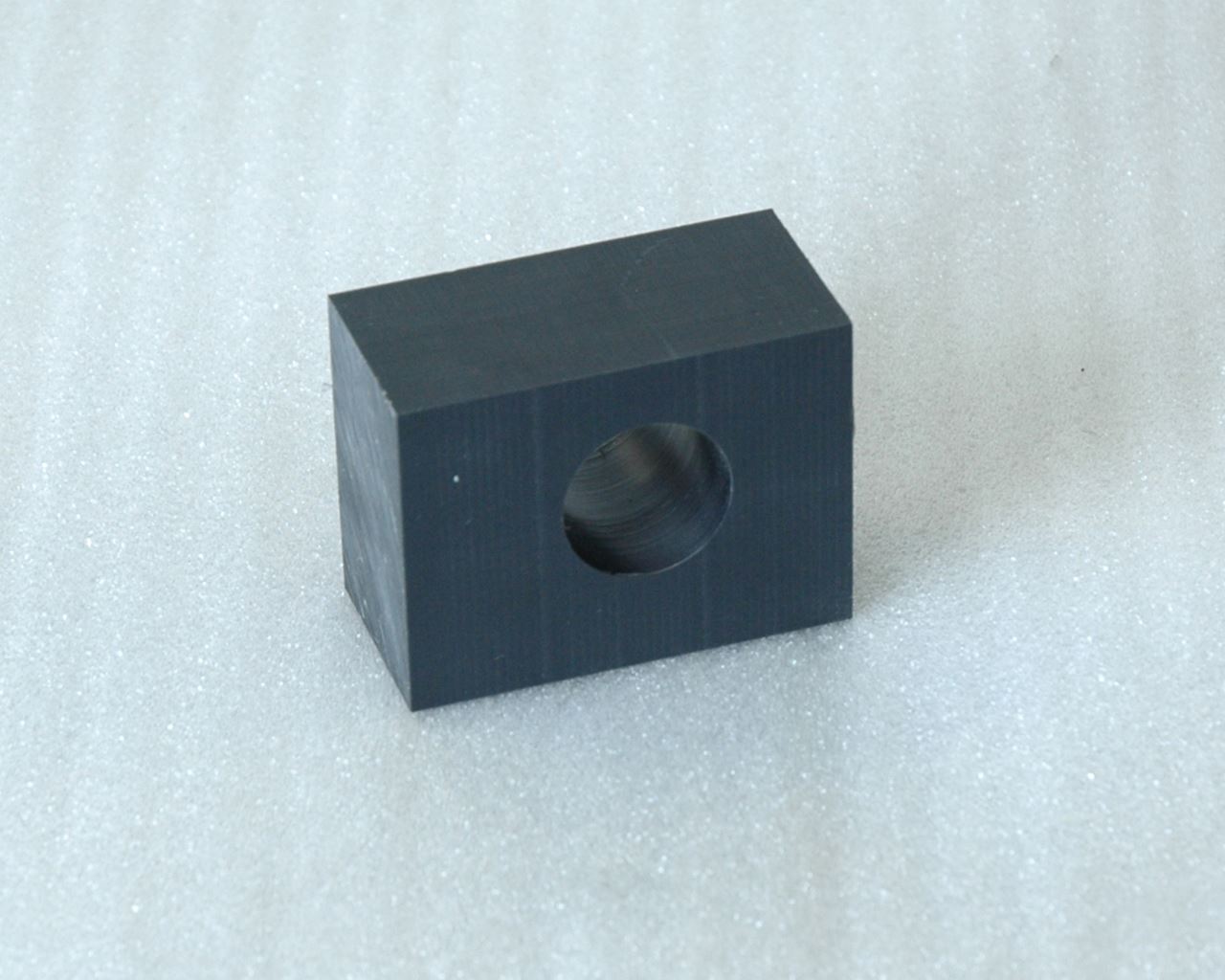 Lift table spare part - Slide block (PA) 80x60x40 Ø30